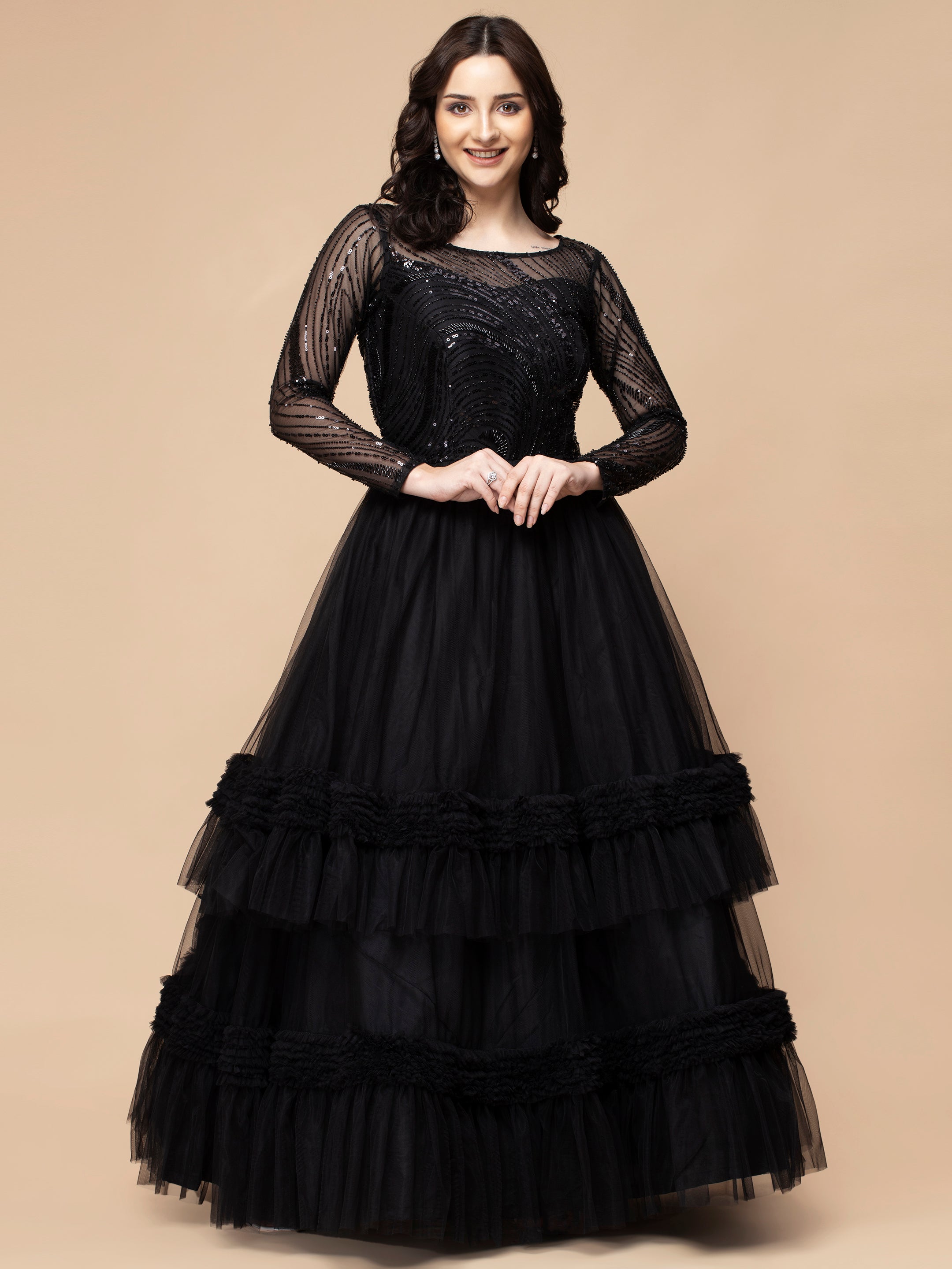 Black Color Net Fabric Gown at Rs 3950 | Ladies Net Gowns in Surat | ID:  10936097388
